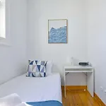 Portucale ! Downtown 3br With Balcony Апартаменты *