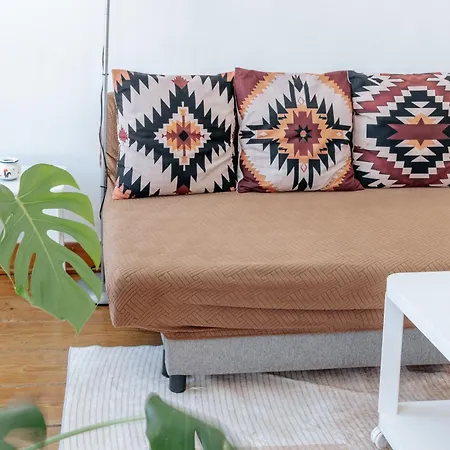 Pena In Arroios, By Mycelia *