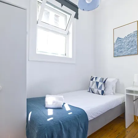 Portucale ! Downtown 3br With Balcony Διαμέρισμα